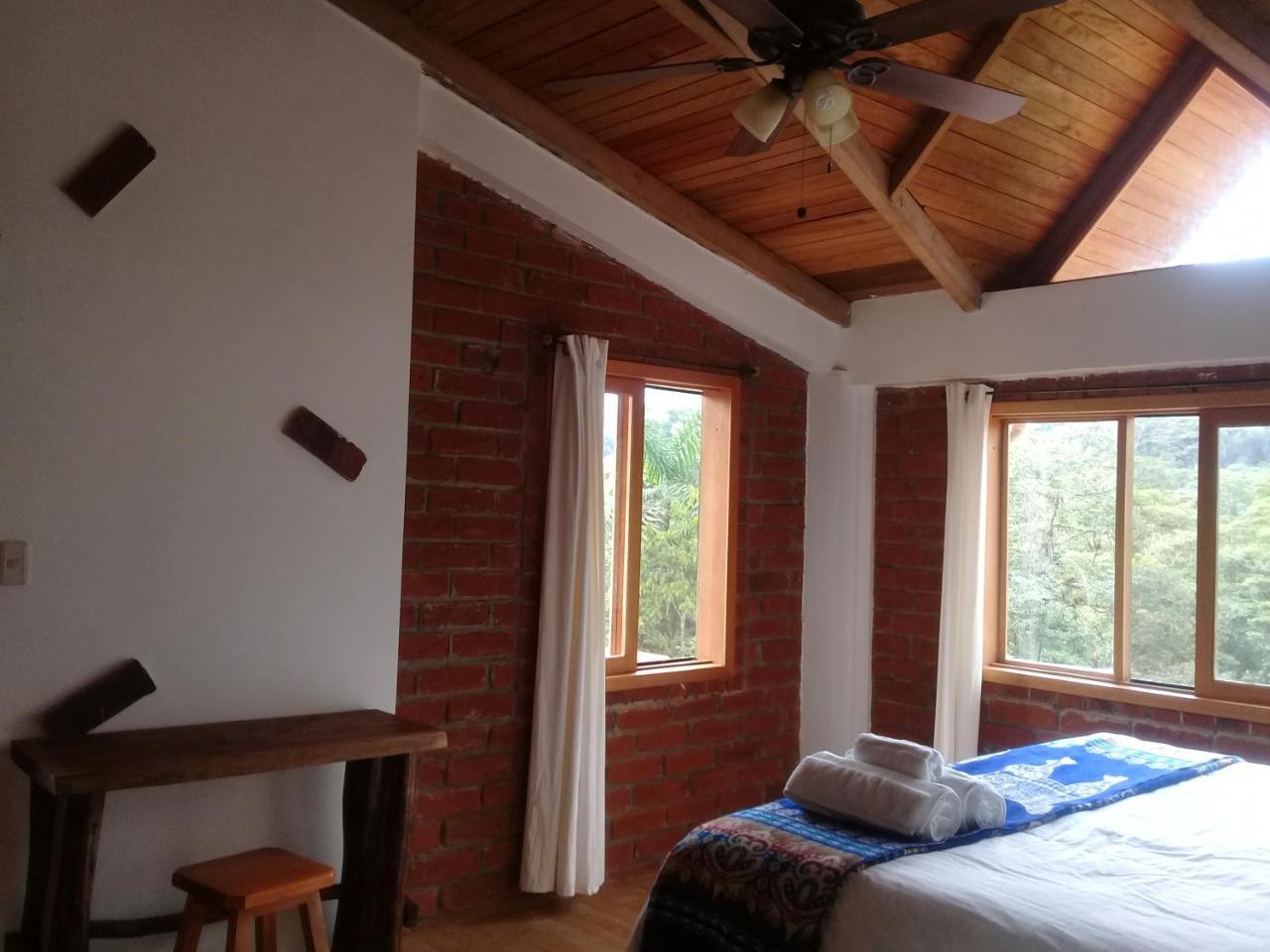 La Casa Del Rio B&B 普约 外观 照片