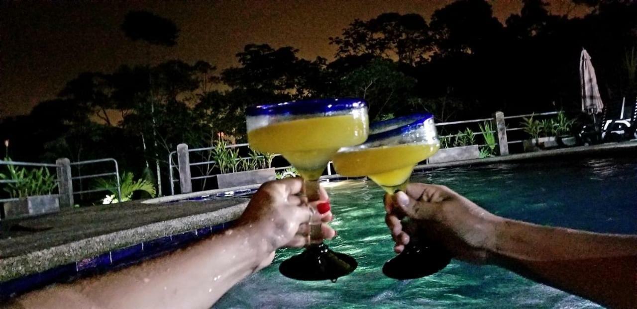La Casa Del Rio B&B 普约 外观 照片